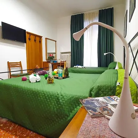 A Casa Simpatia - A Richiesta Parcheggio Gratuito ! Ρώμη