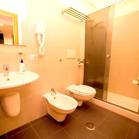 A Casa Simpatia - A Richiesta Parcheggio Gratuito ! Vendégház Róma
