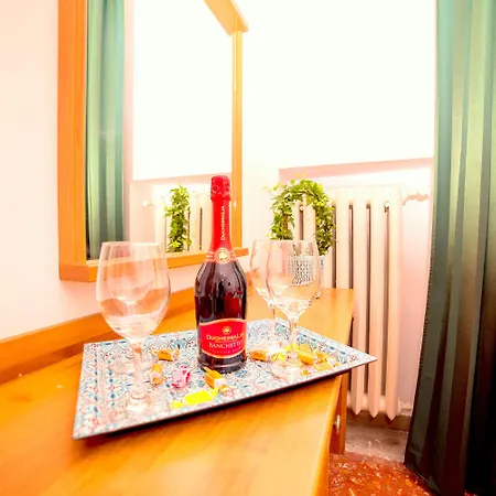 Vendégház A Casa Simpatia - A Richiesta Parcheggio Gratuito !
