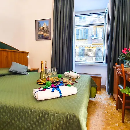 A Casa Simpatia - A Richiesta Parcheggio Gratuito ! Róma