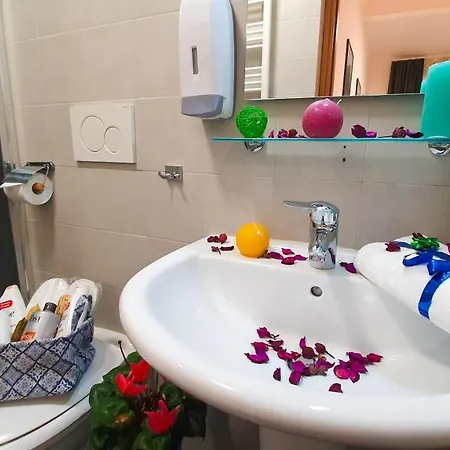 A Casa Simpatia - A Richiesta Parcheggio Gratuito ! 2* 로마